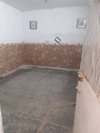 بل ساهرون • ٧٥م • حمام مشترك