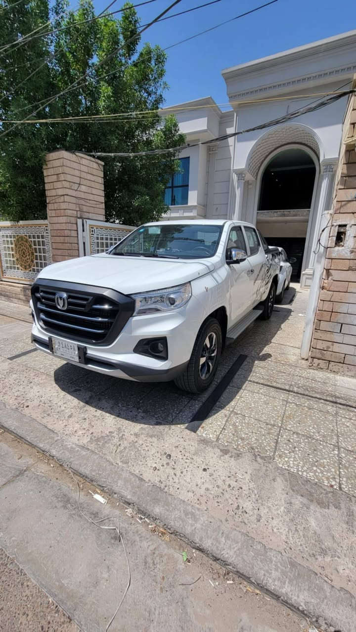 السلام عليكم ورحمة الله وبركاته بيكب شانجان موديل ٢٠٢٣  كفاله عامه وحاليا رقم انكليزي ماشيه ٥٥ ضمان شركه بعد سنتين مطلوب مراوس بتاهو والفرق نقد
السياره فول مواصفات محرك ٢٤٠٠ تيربو
تبريد قطعتين
دفع رباعي
كامرا خلفيه وجانبيه
حساسات
شاشه كار بلي
داخل جلد
٣ انضمه قياده
للاستفسار اكثر ***********
