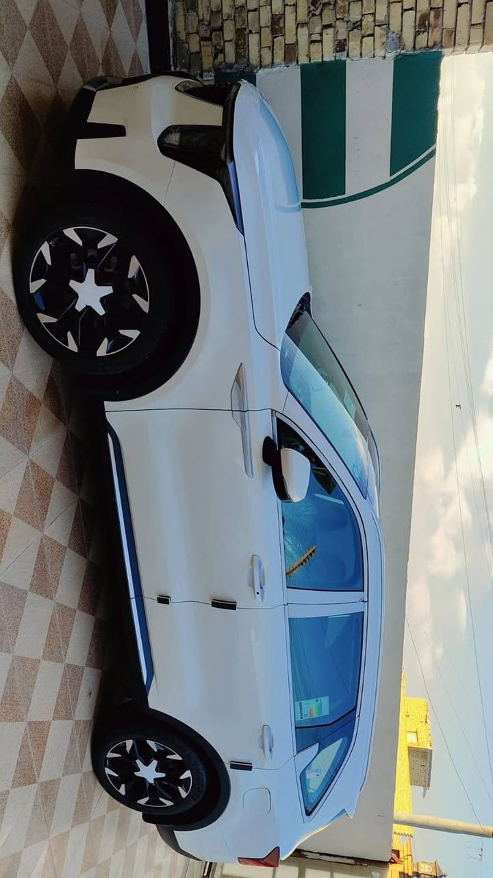 سلام عليكم 
سورنتو 2025 خليجي كفاله 
رقم بغداد 
ماشيه21 الف سياره بعدهي بوضع شركه كفاله من كلشي حتى الدعاميات زلغ مابيهن
مواصفات سقف بنوراما بصمه ويل20 سايد بريك بصمه اناره داخليه ترحيب جنطه كهربائية بردات لايت زنون لد خلفي امامي  سياره زيرو كله عل وضع شركه
السعر315 وبيه مجال 
الستفسار ***********
***********
مكان ذي قار قضاء الدوايه

