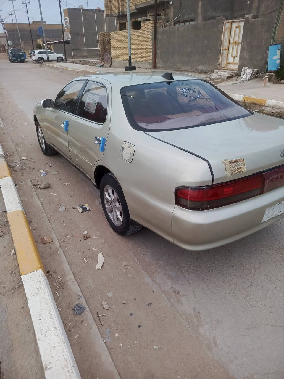 كرسته موديل 1993رقم بغداد مشروع وطني ففيتي مكفولة من الكص والصبغ والعيب الشرعي والضربه كهربائيات شغاله حداده وتايرات جدد الشراي يتصل ‏‪***********‬‏
