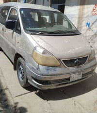 ادمرال استيشن • ٢٠٠٧ • بنزين ١٠ راكب