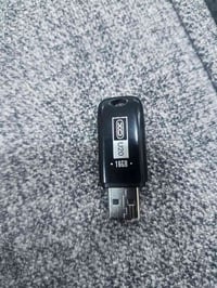فلاش 16 گيگا ب 7 الاف و بيها مجال للتواصل و الاستفسار الرقم07736125155