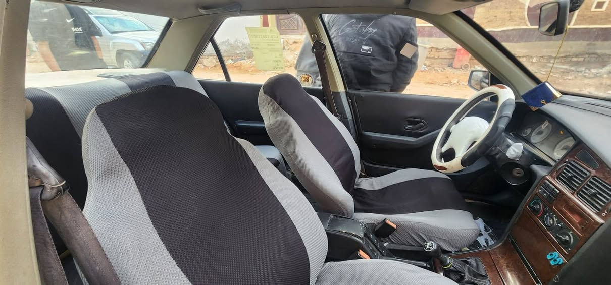 بيجو بارص ٢٠١٥ رقم قادسيه مكفولة عدة البنيد طاير وراجع نفسة ولهلالت معمرة جاهزة السعر ٣٠ مطلوبة هيئة ينزلن من السعر مكاني ديوانية للاستفسار اتصال ***********
