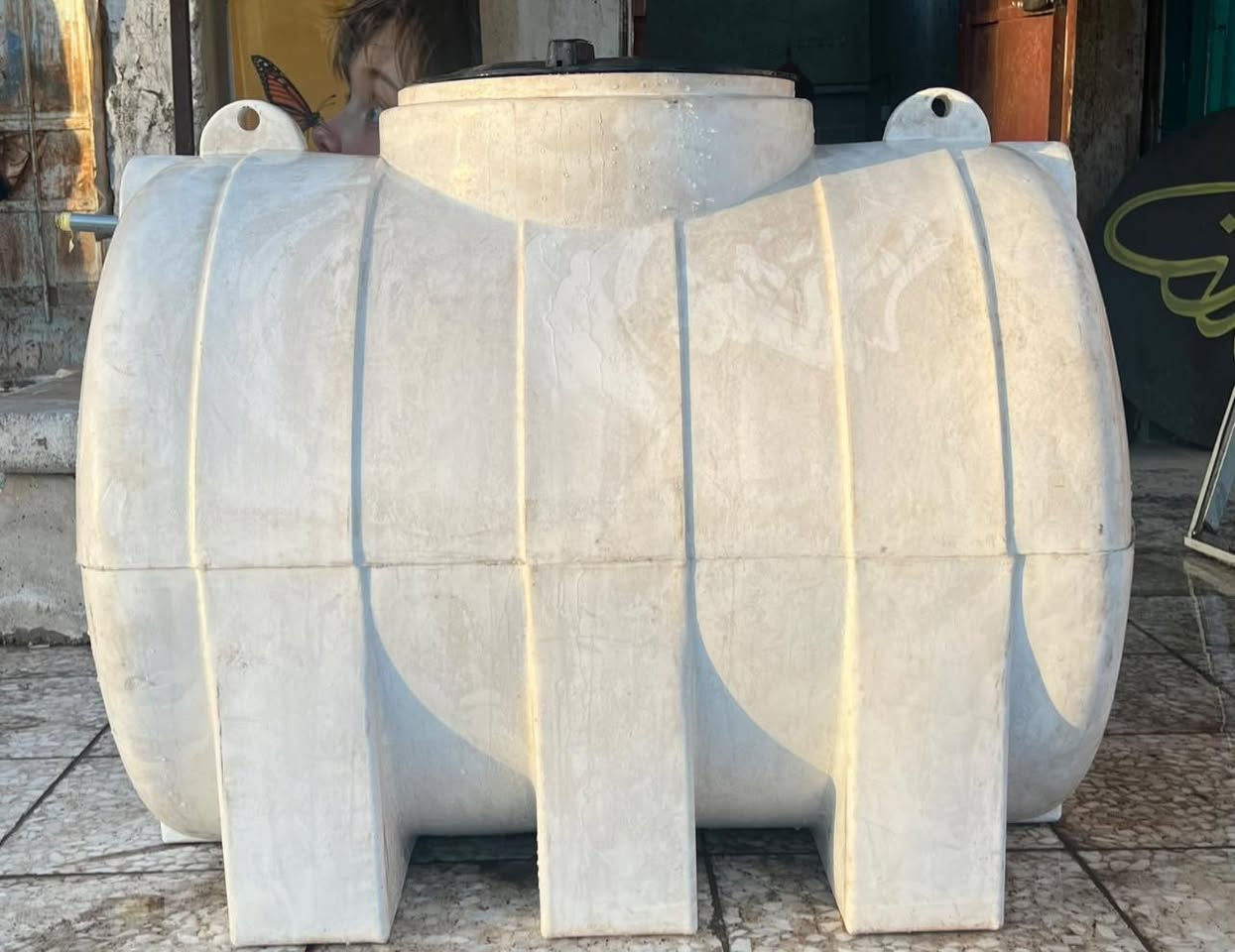 للبيع تانكي جديد وغربي جديد. ب100 الف
مكلف بالنشر 
***********
