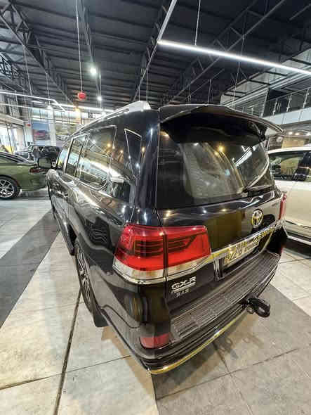 السلام عليكم 
للبيع GXR 2019 
ماشيه 100 
رقم أربيل باسمي سنوية هزة جديدة 
كلين فقط بيها بارد بسيط بالداير الوره 
سيارة حلوة مناقصها اي شي 
السعر 515 وبيها مجال 
*********** 
***********
