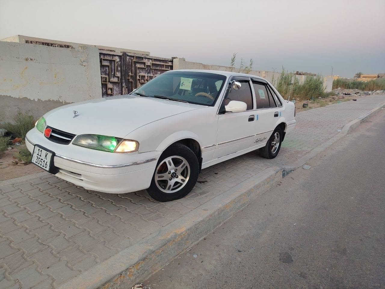 السلام و عليكم
 برنس فراشه🦋 موديل1996
الون ابيض 
رقم بغداد الدولي بسمي هزه جديدة..  ... تحويل ثاني يوم
كير وتماتيك
محرك مفتوح
كير ومحرك حاويه جدد مكفولات
ماشالله بيه نعومه فول  
السيارة مصبوغة بس احزام الجمالية بدون ضربه
ويل كب مجلي لونين 
كهربائيات كله شغاله 
كيجات كله شغالهت
مشط ستيرن باور سلف داينمو راديتر كله جديد 
شواصي جد
صدر خلفي أمامي جديد 
غرفتها جديده ...دواخلها جدد بطاين جدد كشنات جدد دشبول صاج جديد 
السعر)( 40 ))بيها مجال
مكاني بغداد أبو غريب
***********
