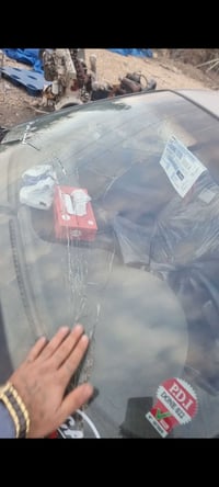 زجاج أمامي • لومينا ٢٠٠٤ • مستعمل