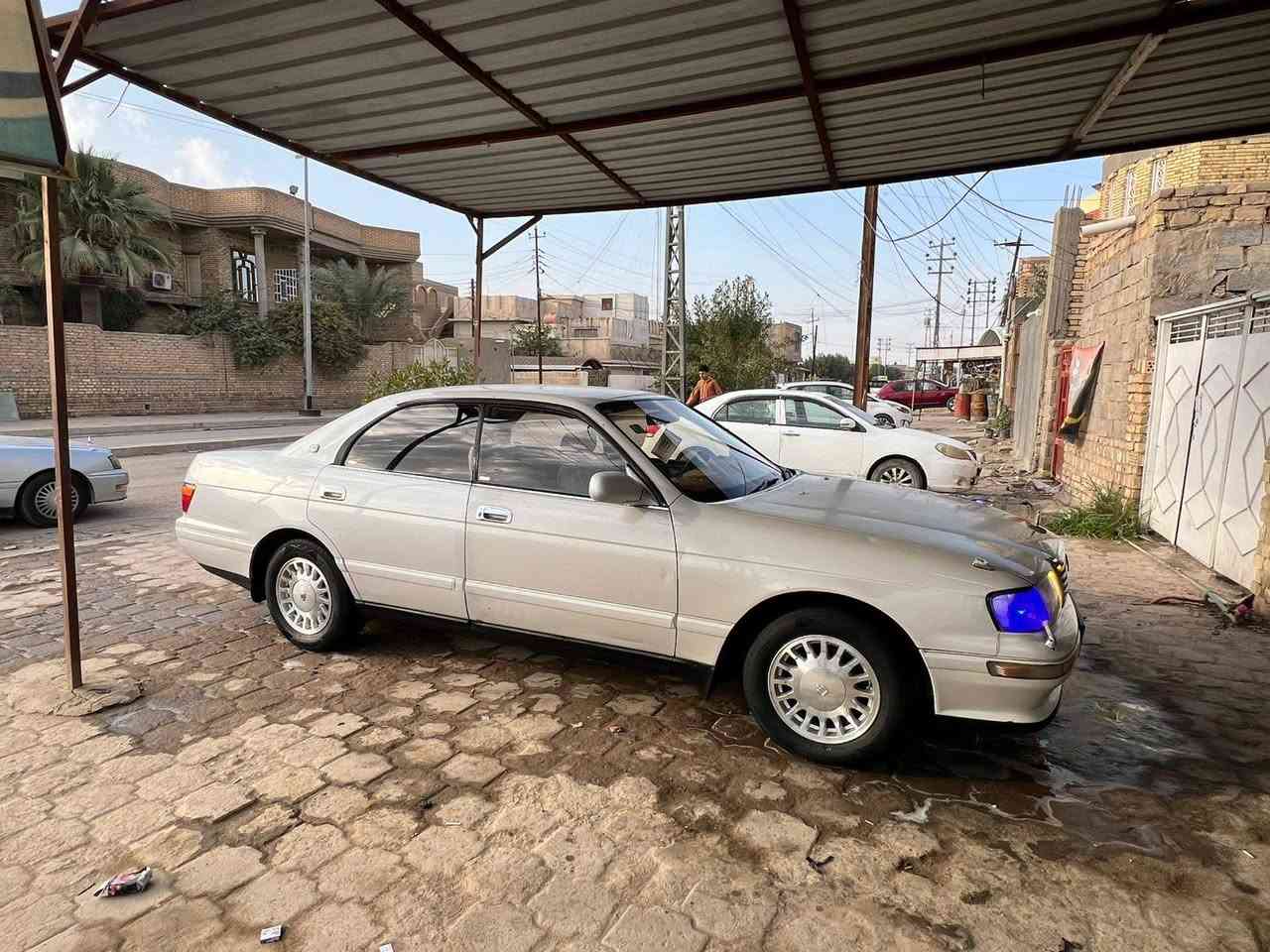 السلام عليكم بطة منفصل رقم بابل دولي بأسمي مكفولة من الكص والضربة والصبغ والخياس محرك وكير  كارتون  كهربائيات كلها شغالة شاشة لايت زنون دشبول جديد ريمون قفل وفتح تخم تاير جديد باتري جديد المكان الشطرة
السعر 73
 ***********
