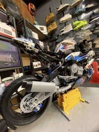 ليكو • دراجة BMW