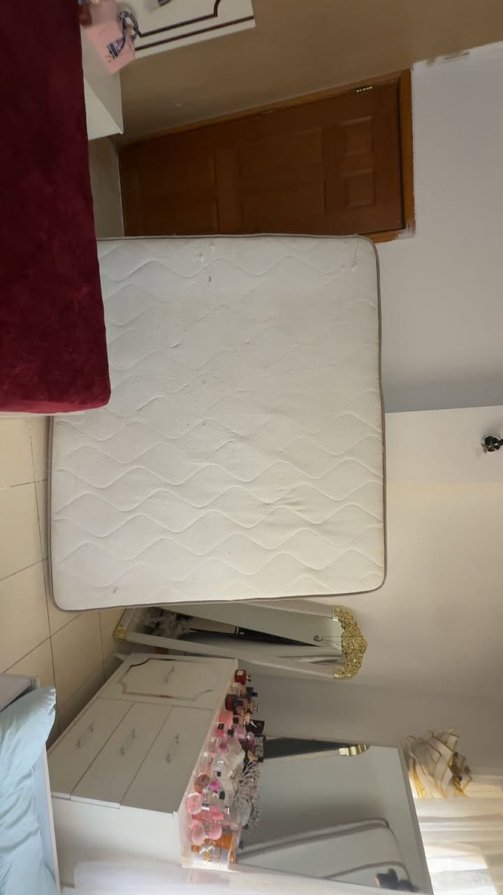 سلاو

دۆشەکی سەر سیسەمی 2نەفەری ئەسلی زۆر پاکە و زۆر کەم بەکار هاتوە 150$
پیدراوە داوای 125 هەزاری و مەجالیکی کەمی لی ئەکەم 
شوین هەولیر 
کی ویستی مەسج بکات سوپاس🥰


**إذا كنت صاحب هذا الإعلان وتريد حذفه لأي سبب، رجاءا أرسل رسالة إلى الدعم الفني**