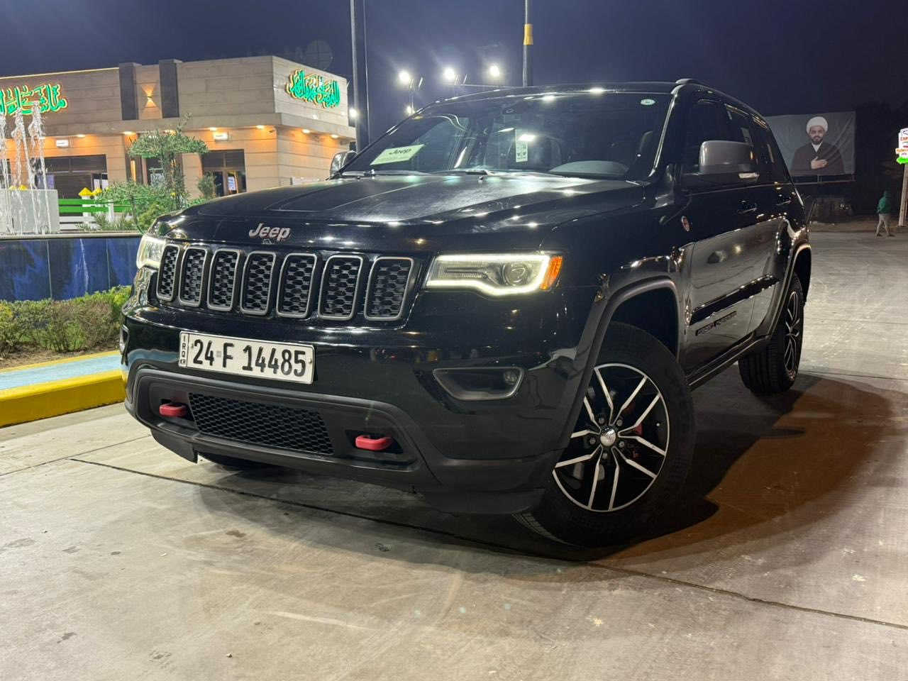 سلام عليكم
جيب كراند 
شيروكي 
ترايل هوك 
 - موديل 2017 
6 سلندر 3600 
ماشيه 85 مايل 
رقم دهوك الجديد بسمي  
فوول للأخر اعلى مواصفات 
‏4x4 فور ويل 
1- جگات
2- بانوراما
3- رادار امامي + جانبي + خلفي
4- اوتو بارك ( نظام اصطفاف ذاتي ) 
5- اوتو بريك ( مانع تصادم امامي + خلفي )   
6- قياده ذاتيه 
7- تحديد مسار 
8- نقطه عمياء
9- دخول ذكي
10- هيترات بالمري والجامه الخلفيه
11- مري قلاب + مرايا متحسسه للضوء 
12- حساسات امامي + خلفي 
13- ماوس اربع وضعيات
14- نظام ( start/stop - ايكو - سبورت ) 
15- كشنات جلد ومخمل 
16- كشنات كهرباء 
17- كشنات تدفئه + تبريد 
18- كشنات خزن 3 وضعيات
19- كشنات ترحيب 
20- ستيرن تدفئه
21- ستيرن كهرباء 
22- تحكم ستيرن جهتين  
23- شفتات ستيرن 
24- جنطه كهرباء
25- تشغيل عن بعد 
26- سستم صوت alpain
وبعد بيها هواي شغلات كلشي ببالك موجود حتى الويل مختوم 
مبدل عدسات زنون عالي ناصي  شغل فول 
بالمنشور  كلين بدون حادث 
بيها الباب الوره سايق بارد 
جنطه يم رقم شويه بارد 
السعر 229 ورقه 
بيها مجال بسيط 
بغداد بسمايه 
***********
