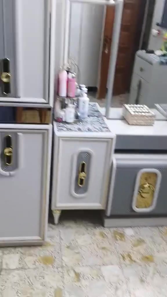 غرفة مودرن لبيع مليون ونص العنوان المحموديه.    العندا غرفه تركي ضخمه لبيع يدزلي خاص


**إذا كنت صاحب هذا الإعلان وتريد حذفه لأي سبب، رجاءا أرسل رسالة إلى الدعم الفني**