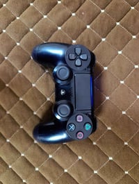 يد بلي4 • اصلية • فحص شحن