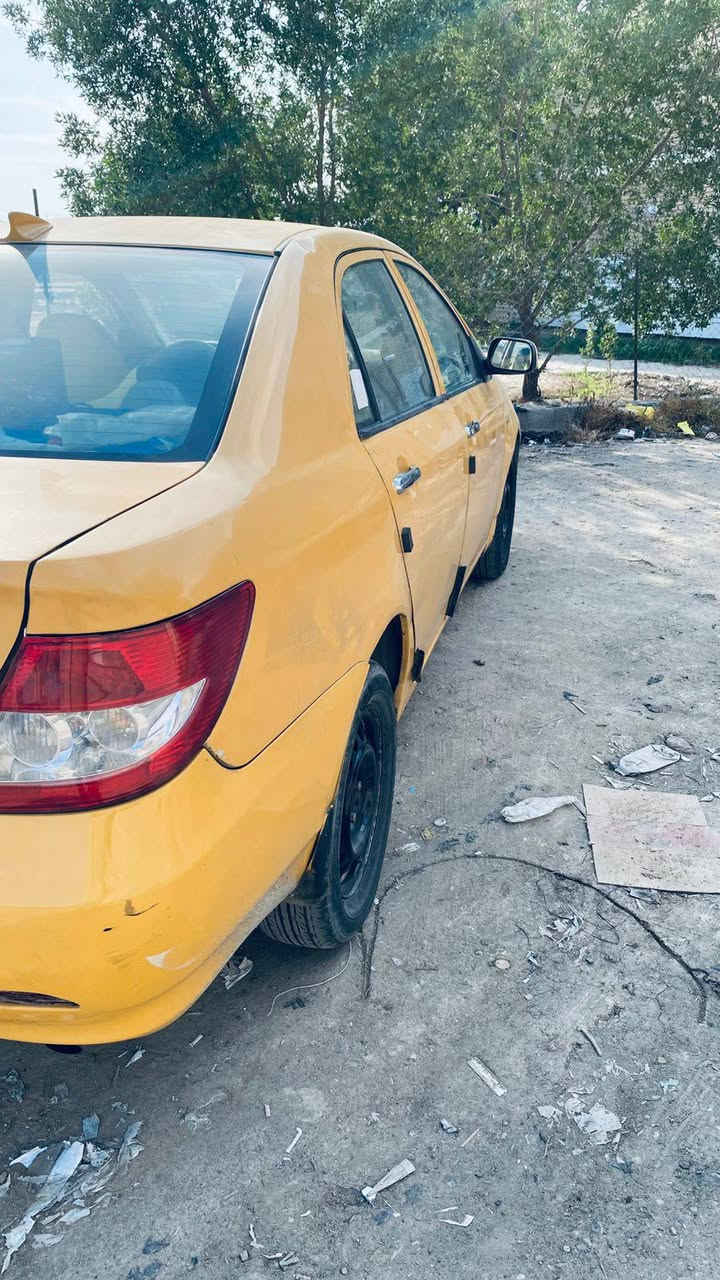 بيوايدي موديل 2011 كير عادي مصفره هيئه وغرامات سنويه 26 بيها نواقص
اتصل وادلل *********** مكانها بغداد المحموديه ‏‪
