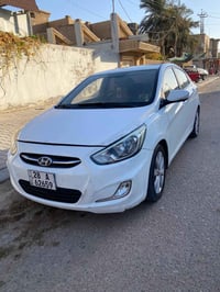 اكسنت موديل 2016 محرك 1600 رقم نجف نكليزي بأسمي سياره نضيفه  بيها رشات...