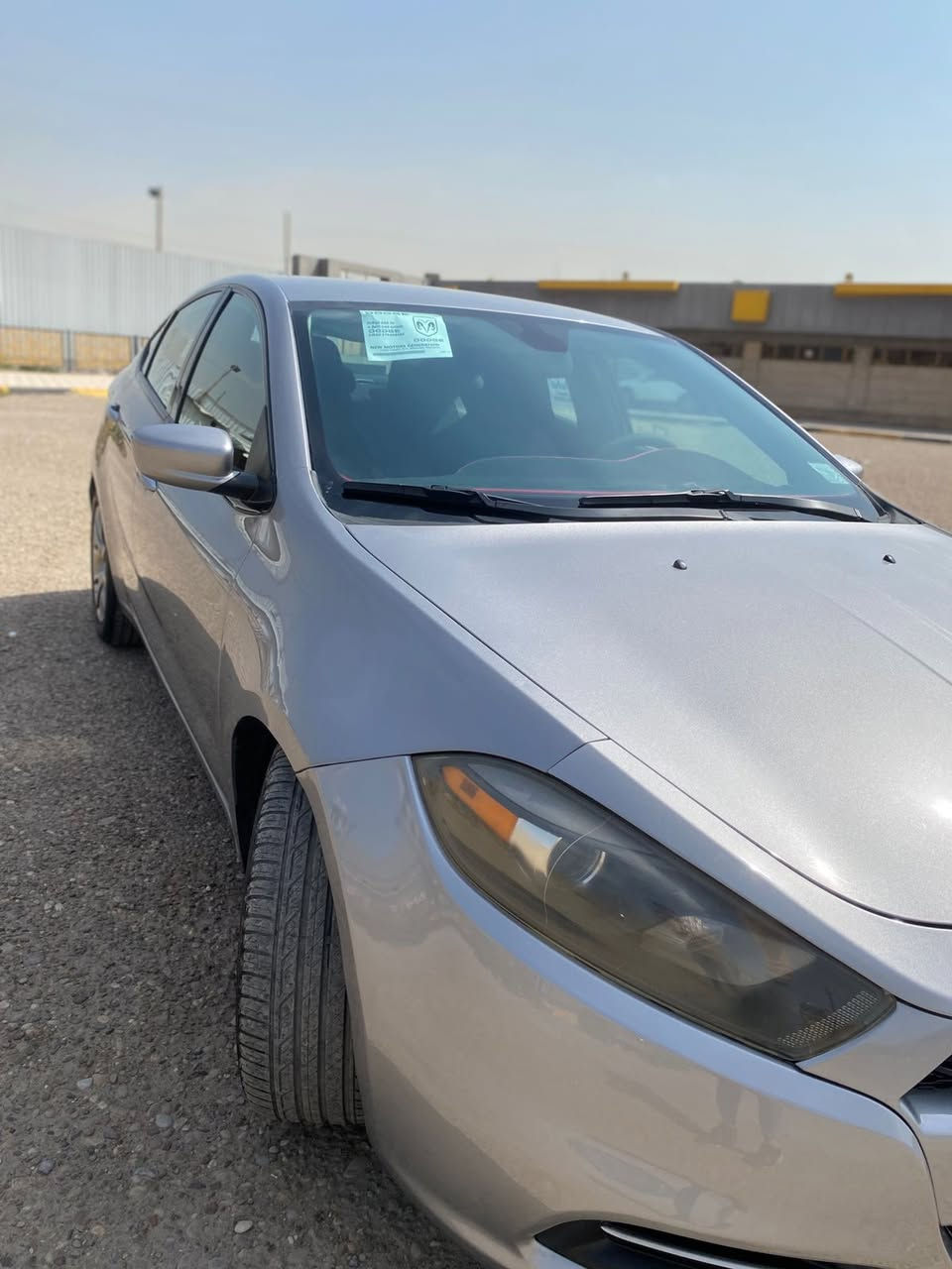 دوج دارت موديل 16 صدر جديد وعليها ادامة كاملة بدون صبغ بيها باب وحدة فقط تبديل نفس اللون كير محرك خير من الله سيارة مناقصها برغي رايدها ب93 ورقة مكاني بغداد زيونه للاستفسار ***********
