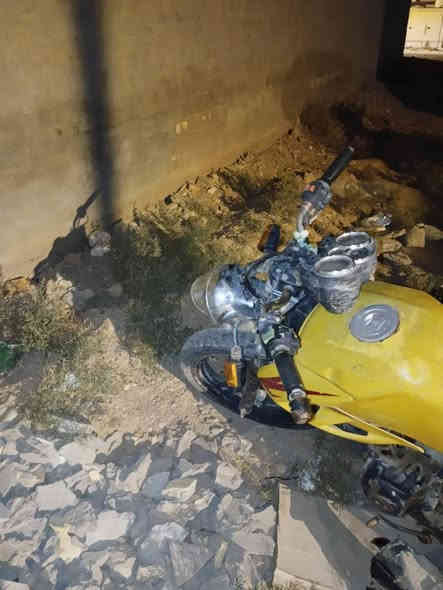 بااااندااا  كووووم حديد أتريد تأخذها كلها ماكو شكال أتريد تأخذ اغراض منها محتاجهن هم ماكو شكال *********** بدرا
