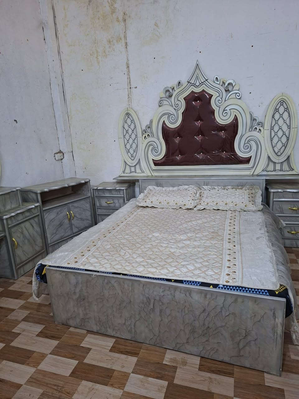 ✨ عرض خاص من معرض أبو حيدر للأثاث ✨
🛏️ غرف نوم جديدة بتصاميم عصرية وجودة ممتازة.

🔥 أسعار خاصة وعروض مميزة
💳 يتوفر التقسيط بشروط ميسرة.

📍 العنوان:
الرمادي 5 كيلو، قرب مجمع عمر راوي.

أهلاً وسهلاً بزيارتكم، ونضمن لكم أفضل الأسعار والخدمة


**إذا كنت صاحب هذا الإعلان وتريد حذفه لأي سبب، رجاءا أرسل رسالة إلى الدعم الفني**