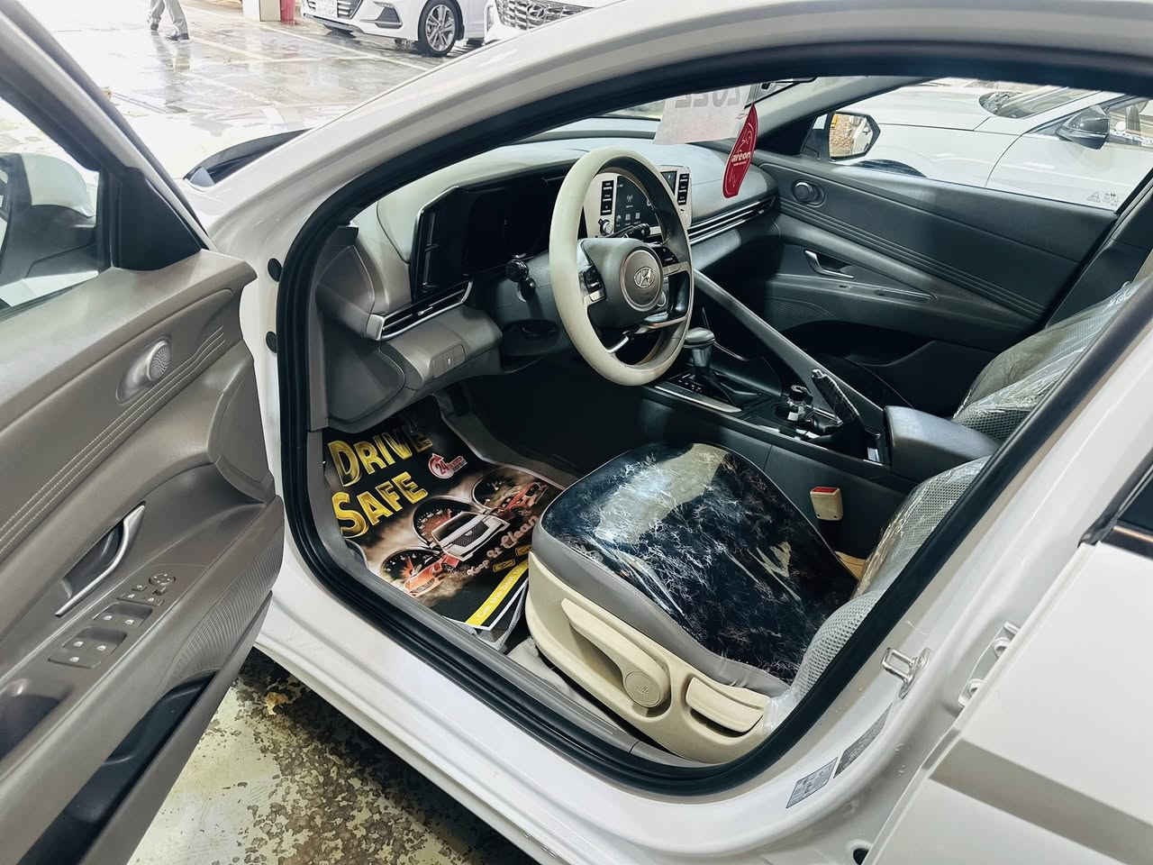 النترا 2022 كوري محرك  2000 ماشيه 18 ألف
❤️‍🔥❤️‍🔥معرض قلعة اربيل لتجارة السيارات الحديثه ❤️‍🔥❤️‍🔥

مكان السياره بابل. 

زورو رابط المعرض لتحصل ع كل ماهوه جديد

https://www.tiktok.com/@eyhib2?_t=ZS-8zLVPtWat9z&_r=1

🅿️🅿️ هيونداي النترا   ELANTRA 

🅿️🅿️ موديل 2022

‼️    ‼️ ٠٠.      السعر 190$   ماشيه 18 ألف بحالت الوكاله اخت الزيرو

🅿️.  مرقم بغداد    الدولي

      

  

🅿️🅿️الون ابيض 🤍🤍🤍🤍

 

💡💡السيارة مكفوله كفاله عامه من الصبغ والتبديل والبارد

                                       فول مواصفات

      ❤️‍🔥❤️‍🔥❤️‍🔥 دبل ايرباك .  +   جهاز موازنه  ABS ❤️‍🔥❤️‍🔥❤️‍🔥

                                   تشغيل عن بعد

                                  محرك.  2000

🅿️🅿️لدنهاري  LED 

🅿️🅿️انظمت ترحيب

🅿️🅿️ داخل جلد لونين   

🅿️🅿️سلايد روف فتحة 

🅿️🅿️حجم المحرك2000

🅿️🅿️تبريد امامي و خلفي 

🅿️🅿️المري قابلة للطي AUTO 

🅿️🅿️اشاير بلمرايا 

🅿️🅿️تحكم مقود جهتان 

🅿️🅿️المودات

🅿️🅿️الاوامر الصوتية 

‏🅿️🅿️DRIVEMODE ‏Comfort🌷eco🌷SPORT🌷SMART 

🅿️🅿️    شاشة  حجم كبير 

 

🅿️🅿️حساس امامي

🅿️🅿️كاميرا دوارة 

🅿️🅿️يدة ابواب المنيوم 

🅿️🅿️ حساس خلفي.      

                                                                    

‼️السيارة مكفوله كفاله عامه ‼️

🅿️🅿️للاستفساراكثر اتصل على الأرقام التالية 👍

📲📲📲📲📲📲📲📲📲📲📲📲📲📲📲📲📲

*********** ايهاب الطائي

*********** حيدر الخفاجي

‭٠٧٧٢ ٥٧٠ ٤٢٧٠‬  سهاب الطائي 

 

https://www.facebook.com/groups/751367581619728/?ref=share_group_link

📍📍📍📍📍📍📍📍📍📍📍📍📍📍📍📍📍

العنوان... بابل... طريق حله نجف معرض قلعة اربيل لتجارة السياراة الحديثه 

💯💯💯💯💯💯💯💯💯💯💯💯💯💯💯💯💯

💙نحرص على كل مانقدمة لزبائننا من تميز و جودة تليق بكم القادم أرقى واجمل قم بزيارتنا ولا تندم💙
