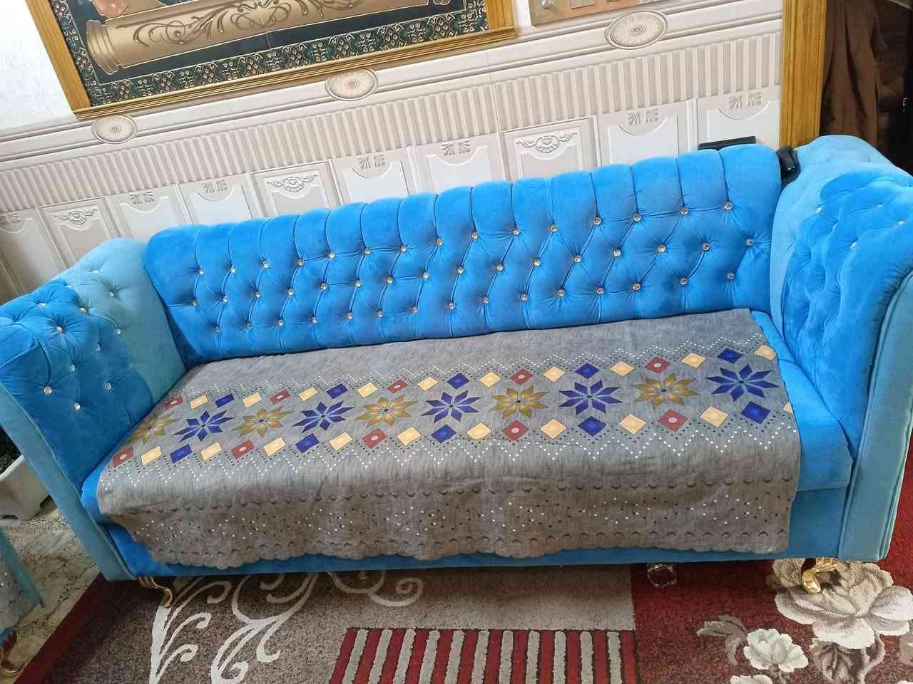 سلام عليكم غراض للبيع للاستفسار عل رقم الهاتف ***********
