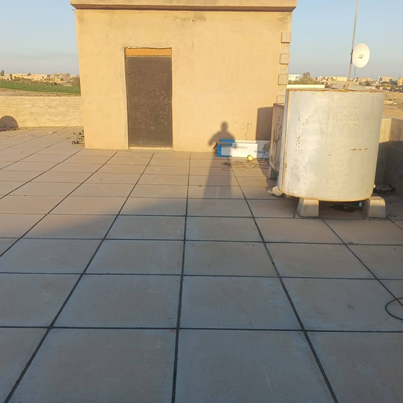 بيت بقضاء العلم قريب عالبورصه مساحة الأرض 650 والبناء 200 السعر 80 مليون وبي مجال طابو زراعي 
***********
