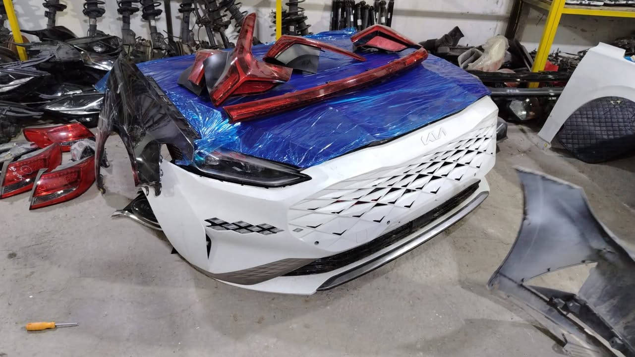 قطع غيار k8
السلام عليكم توفر قطع غيار سيارة k8 
لايت بك لايت كشاف مسطرة خلفية 
بنيد جاملغ دعامية امامي خلفي 
العنوان :الديوانية/ شارع الاسكان/مجمع ضرغام الحلاوي 
📞*********** وتساب
