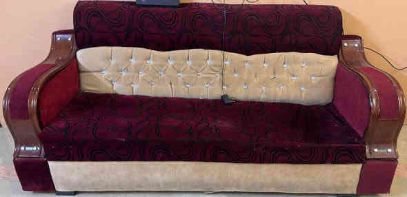 تخم قنفات نظيف مال بيت بس الثلاثية يرادلها ترتيب السعر 150 الف مكاني كربلاء خلف جامعة الزهراء للبيت للبنات ***********
