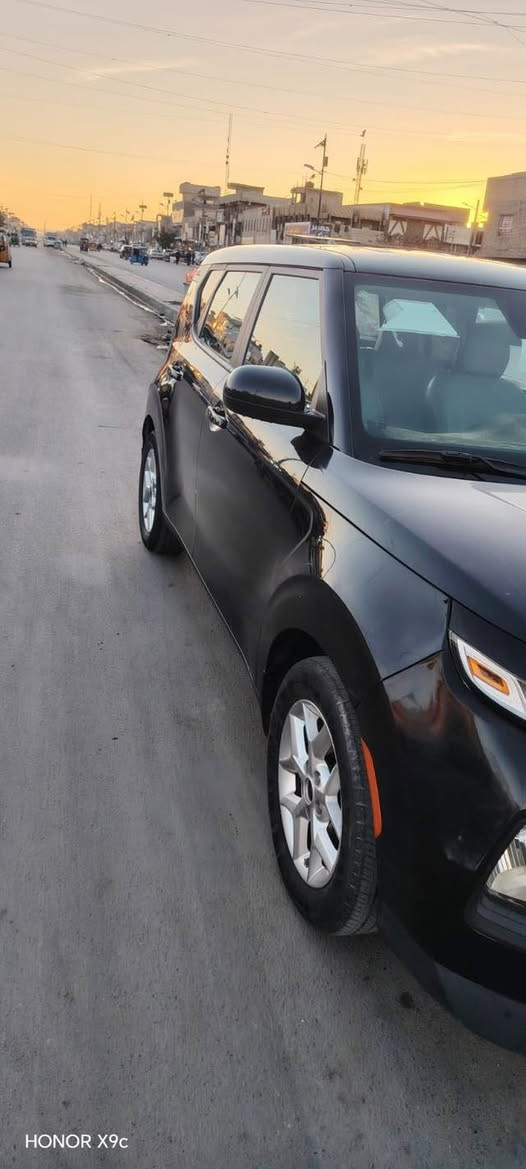 السلام عليكم صول موديل 2021 فئه s معروفه ماشيه 70 رقم اربيل بأسمي محرك 2000دوش مكانها بغداد 
رقم الهاتف ‭0771 060 8209‬
