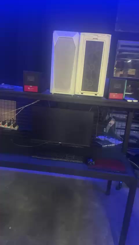 السلام عليكم عندي 8 حاسبات للبيع مع كافة الملحقات من الماوس للكرسي وهاي مواصفاته
1-CASE GREAT WALL CI5 10TH 8 256
2-HDD 500 PC
3-DDR4 PC 8GB 3200HZ
4-RX 8GB 580 AXUE
5-LED 24 ALDAWH
6-GAMING CHAIR
7-KIT 4IN1
UPS 1500 
مكاني الدوره البعيثه للتواصل ***********
