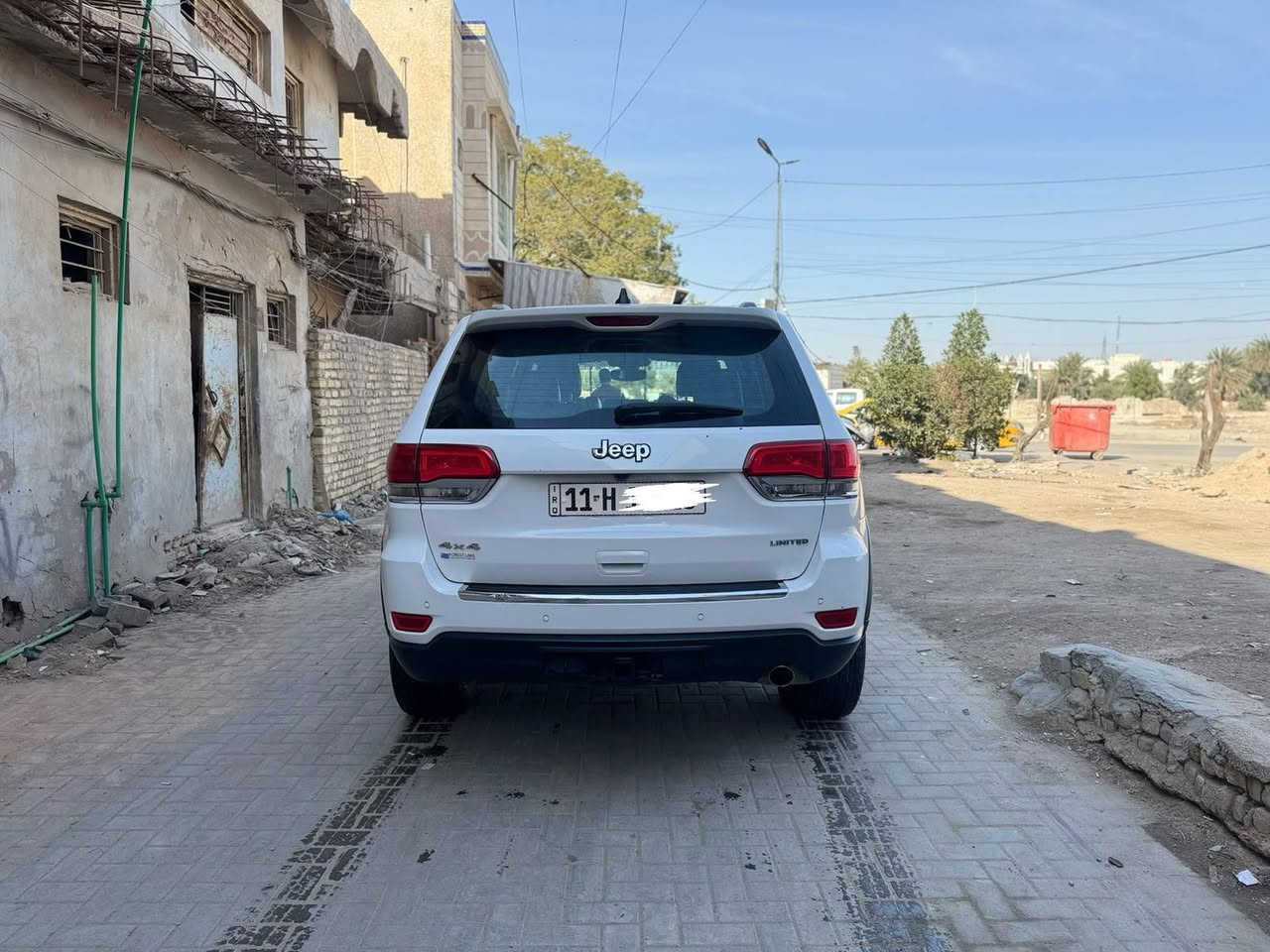 للبيع او مراوس بأوباما او جارجر
 جيب كراند شيروكي لمتد فول للاخير موديل 2017 بغداد لون ابيض تبديل البنيد فقط وبيها بارد وصبغ باب الصدر والوراه بدون دواخل بدون ايرباك السياره جديده وجاهزه للاخير مكينه كير حداديه شرط  السعر 230 وبيها مجال مكان السياره السماوه مركز المدينه


**إذا كنت صاحب هذا الإعلان وتريد حذفه لأي سبب، رجاءا أرسل رسالة إلى الدعم الفني**