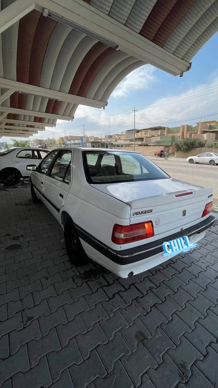 بيجو 405 سياره مكفوله جديده مكينه جاهزه مكاني نجف دواخل السياره احلا من الصوره موديل 2016 رقم انكليزي السعر خاص او اتصال ***********
