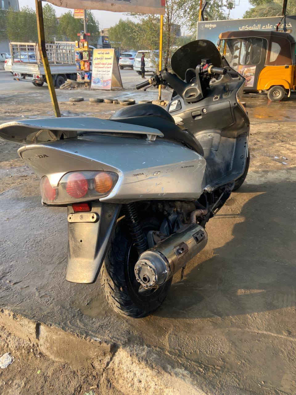 سلام عليكم دراجه للبيع  صفر 6  مكينه مجفته تجفيت عام مو جوده وياه تريش  + وبجم جديد بعدهن ممشدودات  سعر 400 وبيه مجال
عنون بياع 
***********
