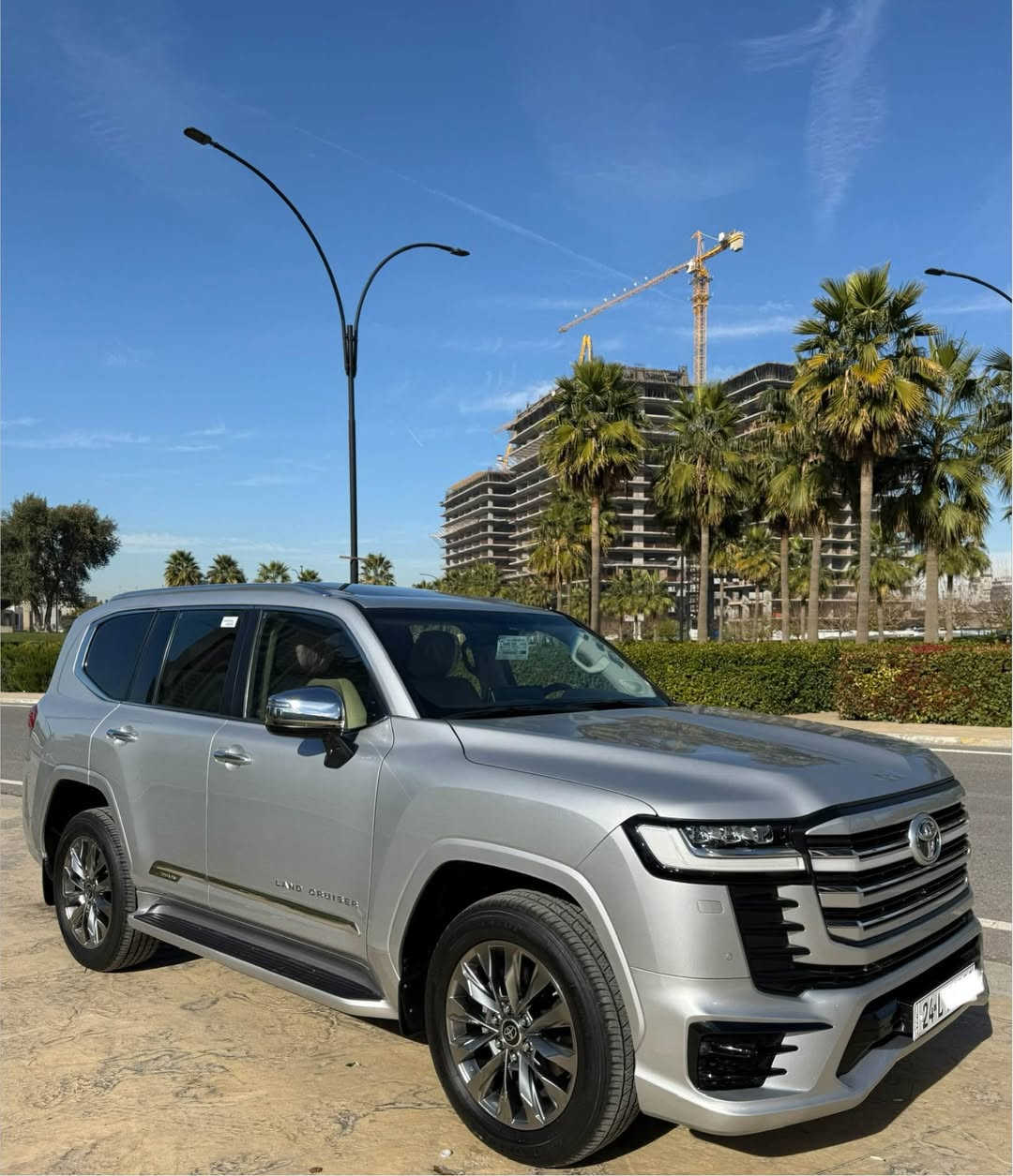 لاندكروزر 2023  VX  لمتد ساز   
  4  كامرات   +  5 بصمات ابواب   + صندوق كهرباء 
‎السيارة مكفولة كفالة عامة . 
‎           عداد ماشية (42000)  الف فقط
‎السعر  695 
رقم موبايل/*********** أربيل, العراق
