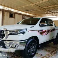 سيارة  هايلوكس دفع رباعي موديل ٢٠٢١ فول بصمة كير أوتو ماشي ٨٦ الف فقط ...