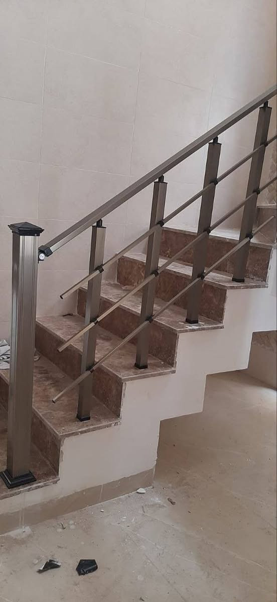 يتوفر لدينا جميع انواع المحجل الالمنيوم والزجاج وباسعار مناسبه ومعى الضمان ونوع المواد تركيي
موقع المكتب موصل حي المزارع مقابل مطعم الحضاره 
واتساب  *********** 📞
