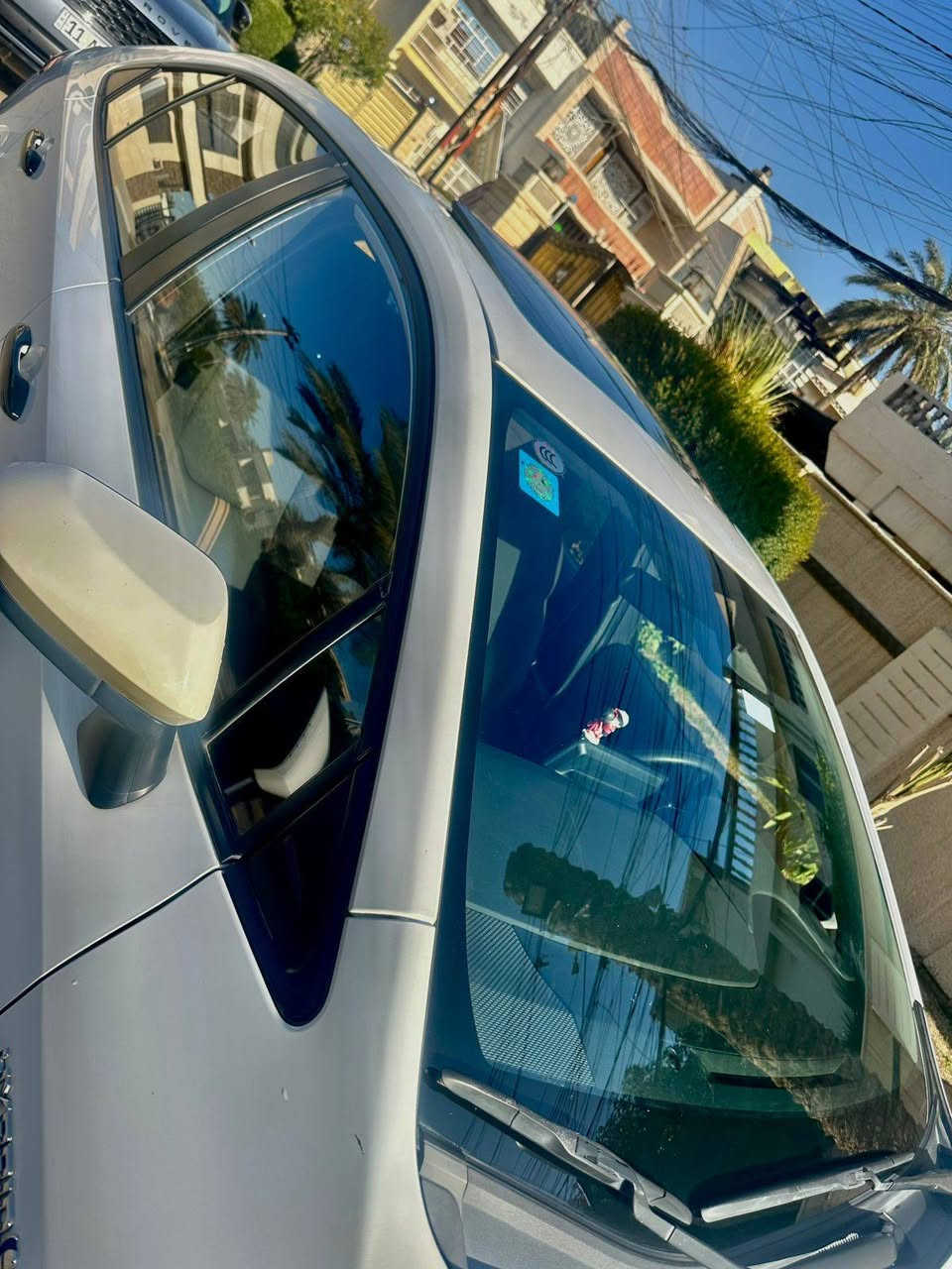 السلام عليكم  كورله مديل 2024 خليجي شكل لمريكي لسياره مكفوله كفاله عامه كله شركه لاشخط ولا رصعه كلش نضيفه  سعر 147 وبيه مجال مكان بغداد حي العامل  ***********
