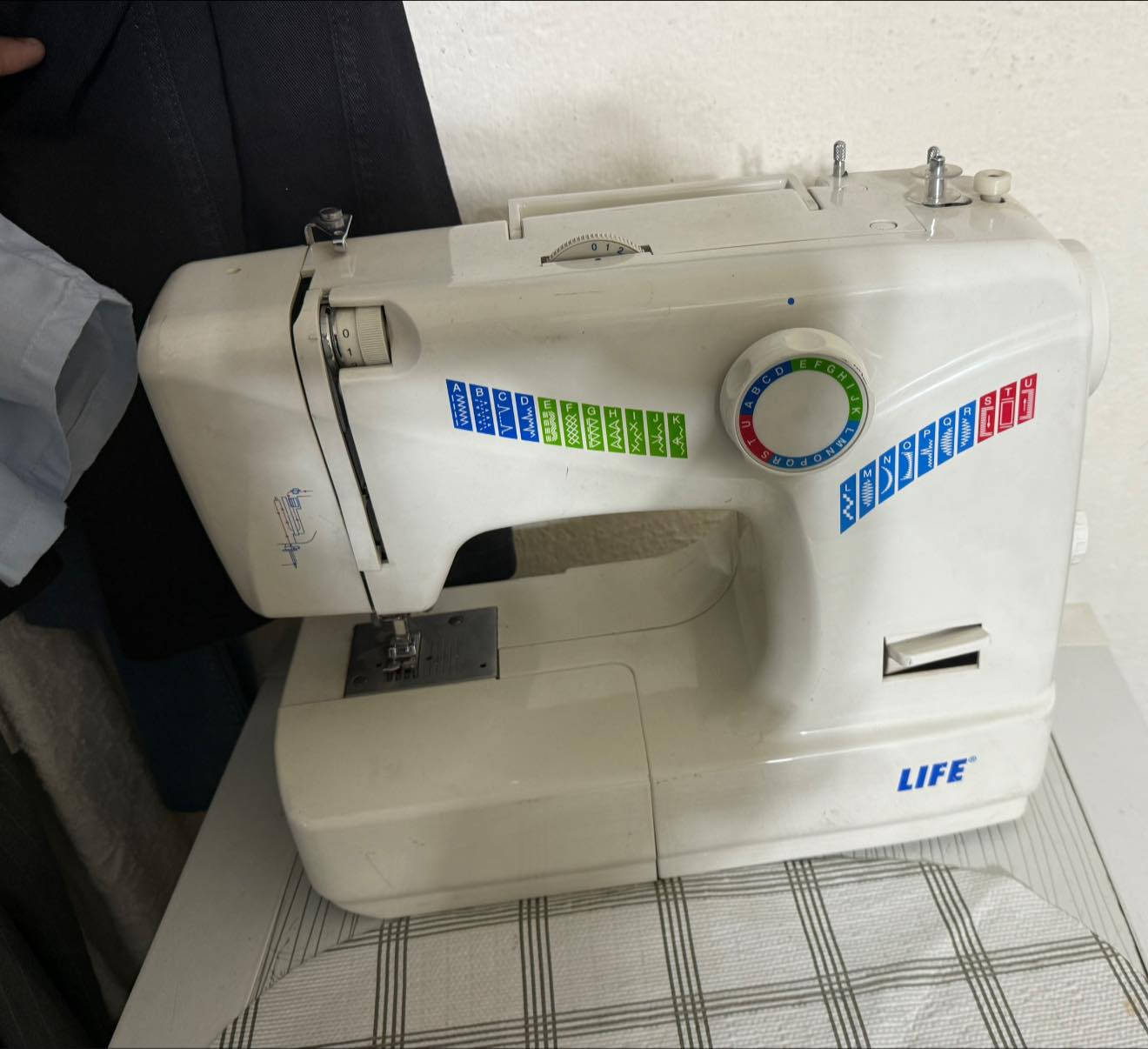 قيم واخذ.


**إذا كنت صاحب هذا الإعلان وتريد حذفه لأي سبب، رجاءا أرسل رسالة إلى الدعم الفني**