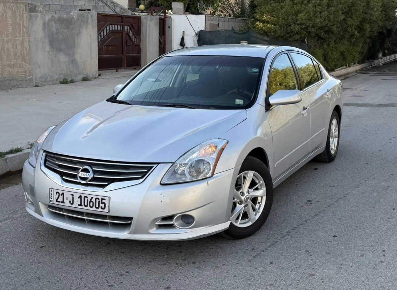 سلام عليكم
نوع السياره  نيسان التيما S
موديل 2012 
ماشيه154
تحويل وكاله حاضر بسمي 
تحكم استيرن 
تبريد لمس 
تبريد تتفيه شغال 
كير اوتماتيك 
اي بي إس 
ويل كب 
مكينه 2500
حادث فقط جاملوغ بونيد 
بدون دواخل ابشرط 
رقم سنويه جديد 
تخم تاير حداديه جديده 
سعر 100
للاستفسار ***********
العنوان ديالى خانقين
