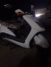 نظيفة • معدلة • زنون