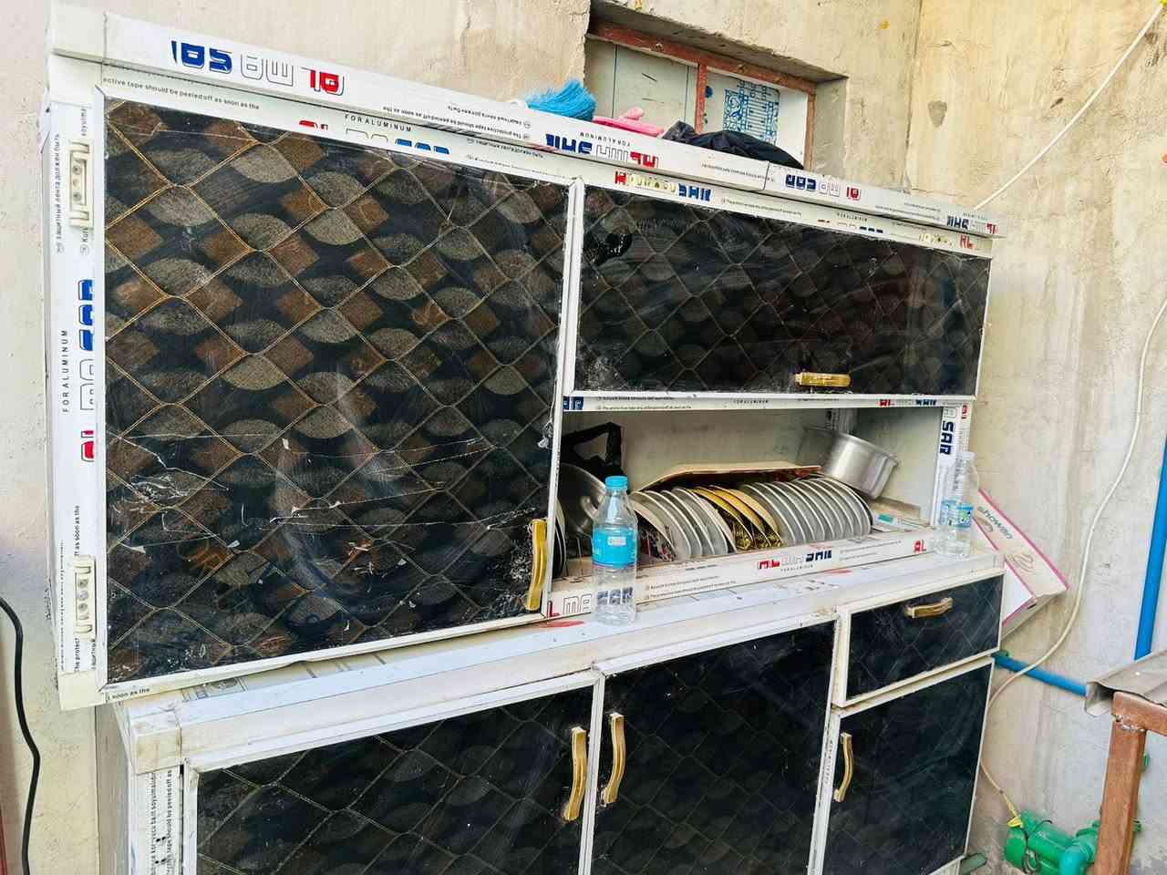 كاونتر تعلاك نضيف آخو جديد نضيف كلش سعره ١٢٥ بيه مجال 
العنوان بصره زبير 
رقم الهاتف *********** فقط واتساب
