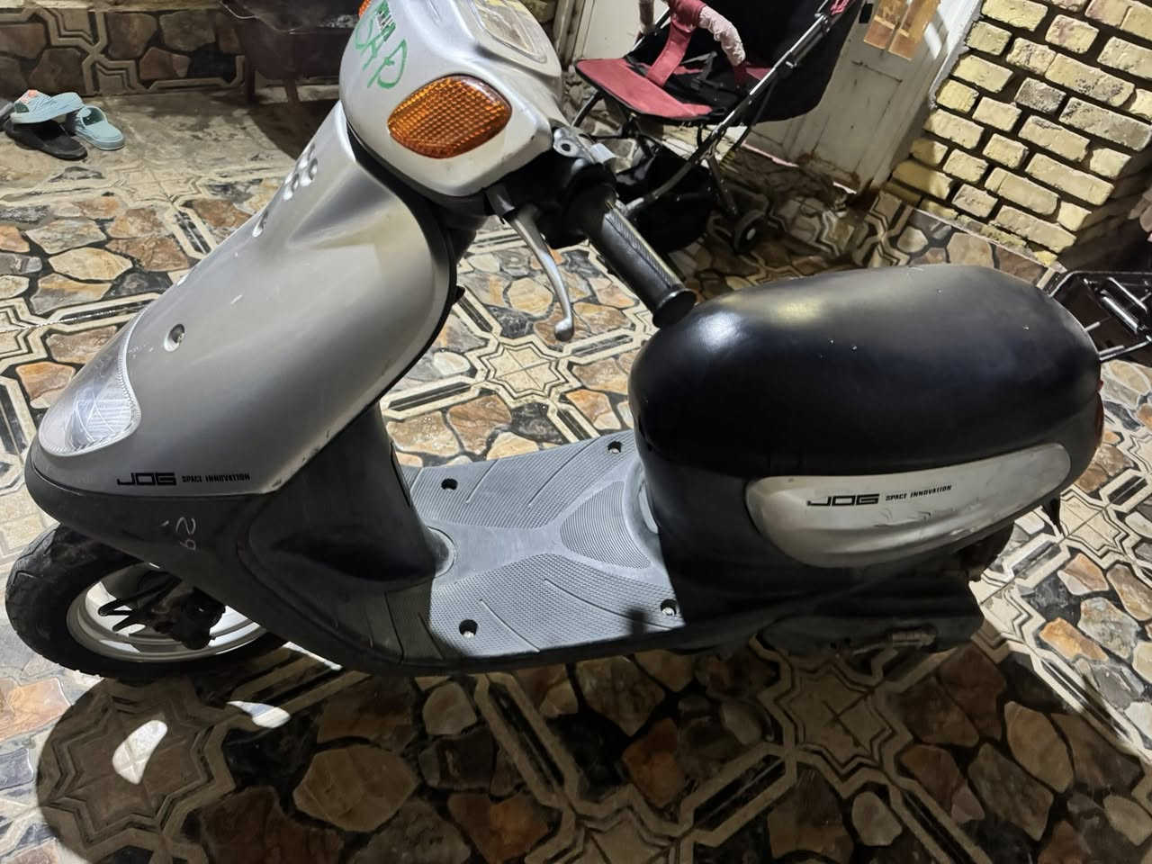 دراجه منغولي حاويه صارله شهرين من طلعت البيع مكاني الناصريه مركز  مامتواجد  على الفيس *********** سعره ٩٠٠ وبيه مجال
