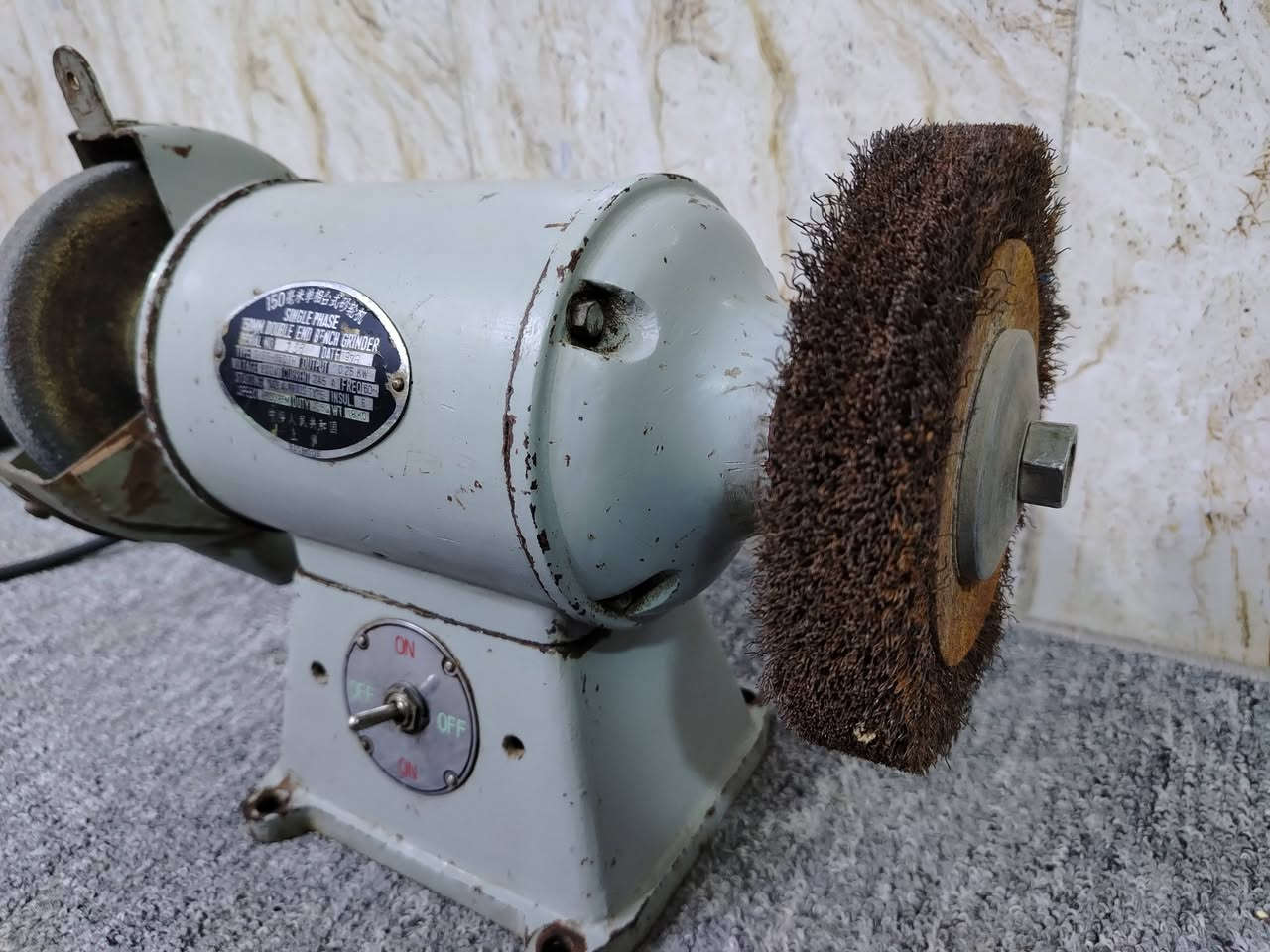 السلام عليكم
كوسرة للبيع
نضافة عالية
صيني مؤسسة
6انج
السعر 165 الف
عنوان بغداد
الحبيبية
***********
يوجد توصيل
