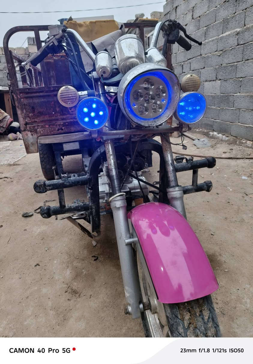 سلام عليكم ستوته لبيع موديل 2018تعمير جديد وجاهزه ماعيزه برغي اوراق
السعر 1250وبيه مجال حك جيه 
مكاني مزارع ميسان مقابيل قره الغدير 
رقمي *********** ومتواجد على فيس
