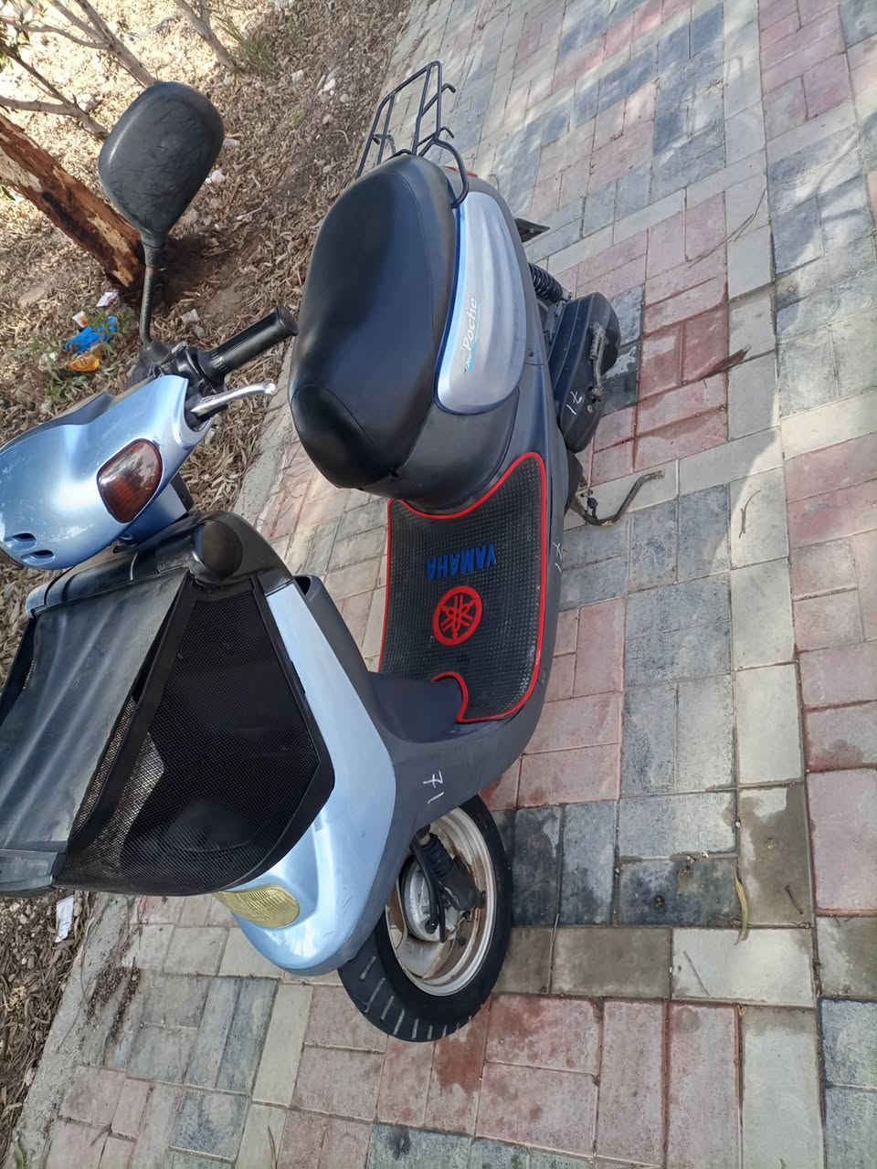 دراجه مكفولة للبيع موبايل 750وبيه مجال موبايل ***********
