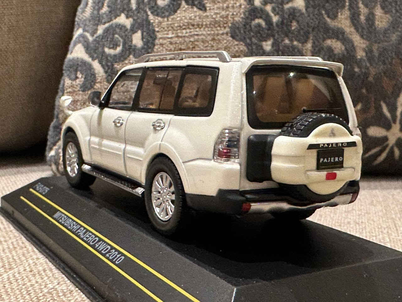 Mitsubishi pajero 🔴
first 43
 1/43
علبه اكريليك وقاعده بلاستيكيه


**إذا كنت صاحب هذا الإعلان وتريد حذفه لأي سبب، رجاءا أرسل رسالة إلى الدعم الفني**