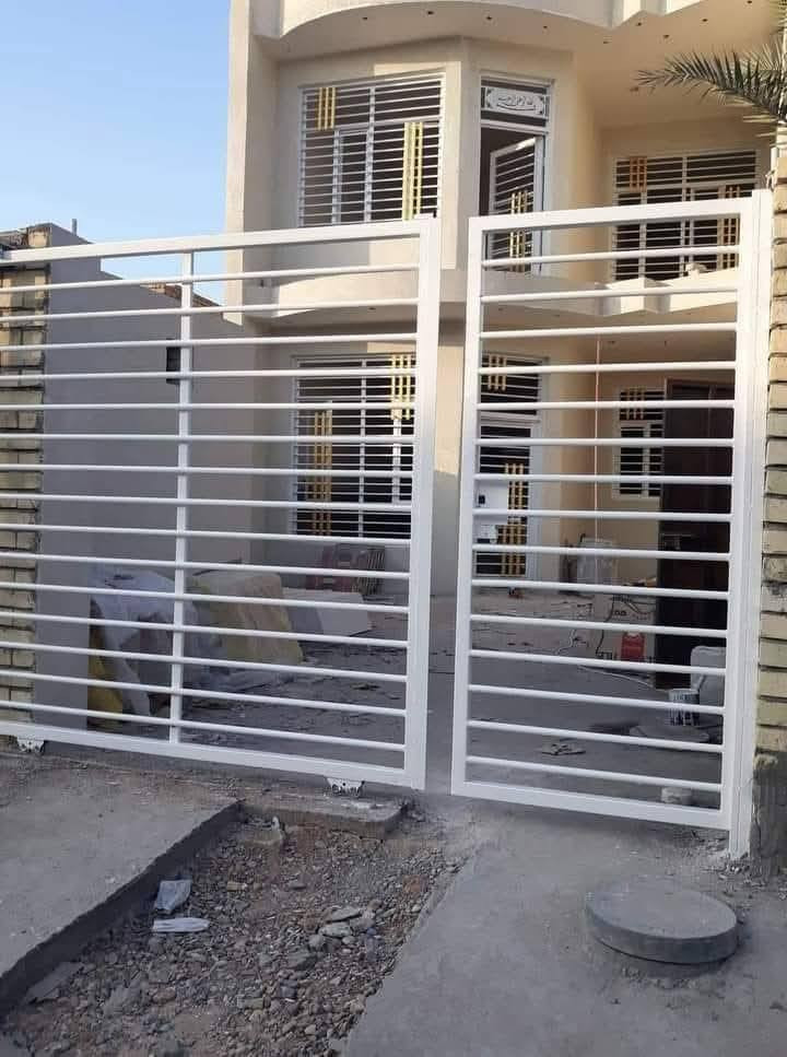 مستعدون صبغ شبابيك وأبواب🚪مع تنضيف بسعار مناسبه وعمل درجة اولى وعمل كافة أنواع الصبغ المنازل ولمحلات التجاريه
الموقع بغداد مدينة الصدر 🛣️

للتواصل بي واتساب او مراسلت الصفحه 
الأتصال 📱⬅️***********
واتساب
