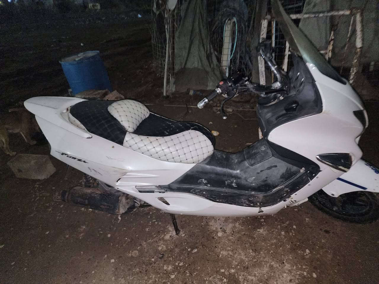 سلام عليكم دراجه فورزه صفر 6 دراجه شغاله وجاهزه السعر 350وبيها مجال مكاني بغداد سبع قصور


**إذا كنت صاحب هذا الإعلان وتريد حذفه لأي سبب، رجاءا أرسل رسالة إلى الدعم الفني**