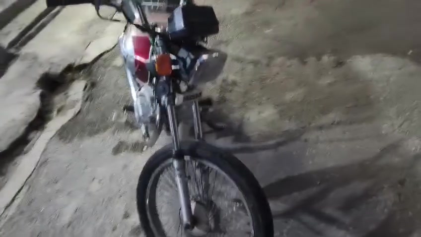 تايكر موديل ٢٠ للبيع اوياهة ورقتين بس ٤٠٠ او بيهة مجال واسط صويره المكان  *********** او متواجد خاص

