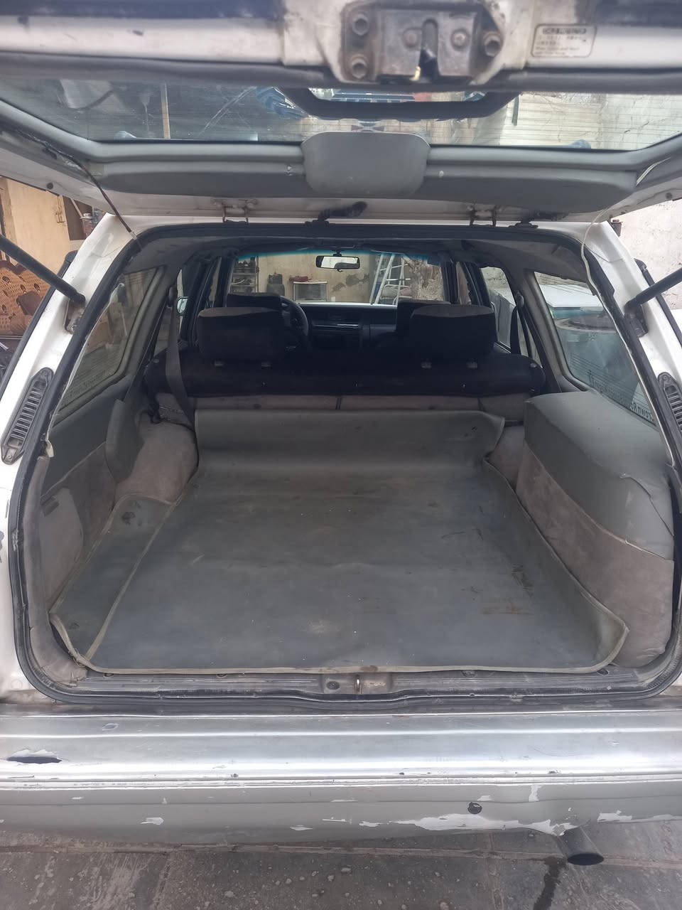 سوبر كراون أرنب للبيع
موديل 98 
محرك بطه 2500ديلكو 
كير محرك جيد 
صدر أمامي خلفي جيد جداً 
تخم تاير جديد 5ويل كب 
كهربائيات فول جاهزه تبريد ثلج شغال شاشه كامره سنتر لوك بصمه 
هزه جديده رقم انكليزي بأسمي سياره جاهزه اي نقص مابيها مكفوله من الاصوليات تحويل مباشر 
السعر 72وبي مجال 
العنوان بغداد الزعفرانيه 
للستفسار***********
