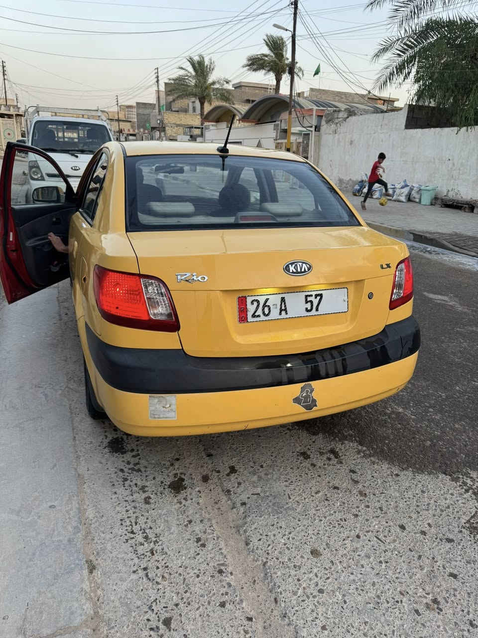 السلام عليكم اخوان كيا ريو للبيع موديل 2009 رقم مميز 57 صلاح الدين حادثهه جاملغ ايسر وشوية بنيد بيها ملاحظات تكحيل حدادة فول جديدة تبريد فول ثلاجة سنوية وهزة جديدة بأسمي ومشروع وطني تتحول بكل مكان السعر 80 بيها مجال بسيط اتصل وتدلل ***********

